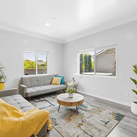 Stylist Home In Convenient Location! Temple City Exterior photo