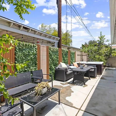 Stylist Home In Convenient Location! Temple City Exterior photo